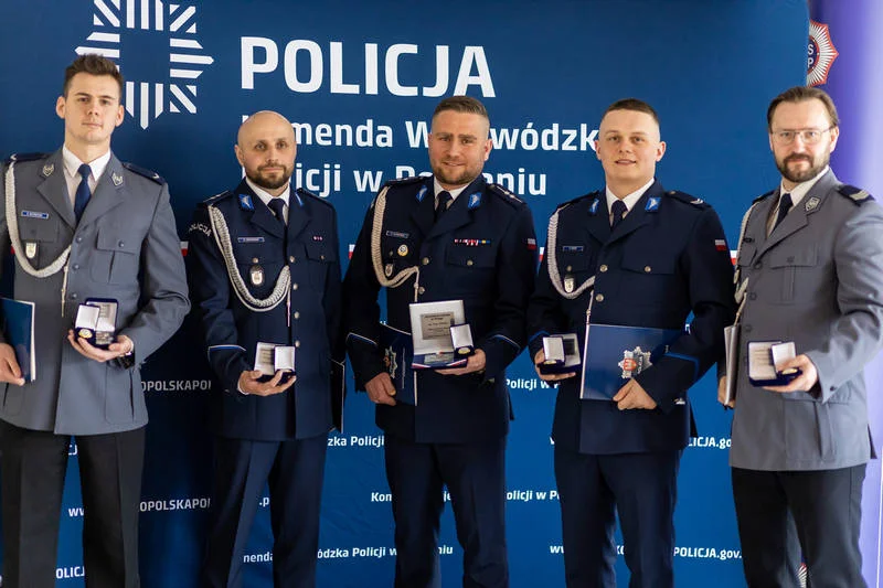 52 policjantów z Wielkopolski otrzymało "Kryształową Gwiazdę"