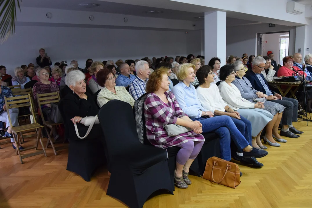 Krotoszyn. Koncert w bibliotece