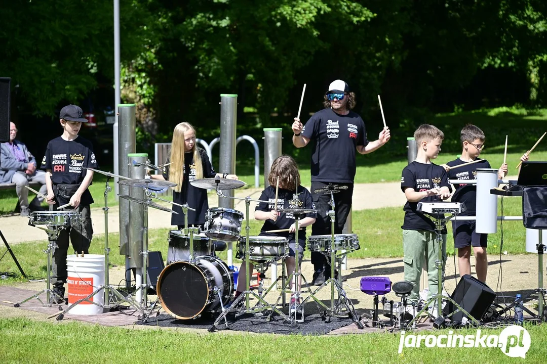 Koncert Parkowe Rytmy i Uderzenia w Jarocinie [FOTORELACJA]