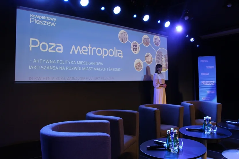 "Poza metropolią" - pleszewska konferencja o mieszkaniach w małych i średnich miastach