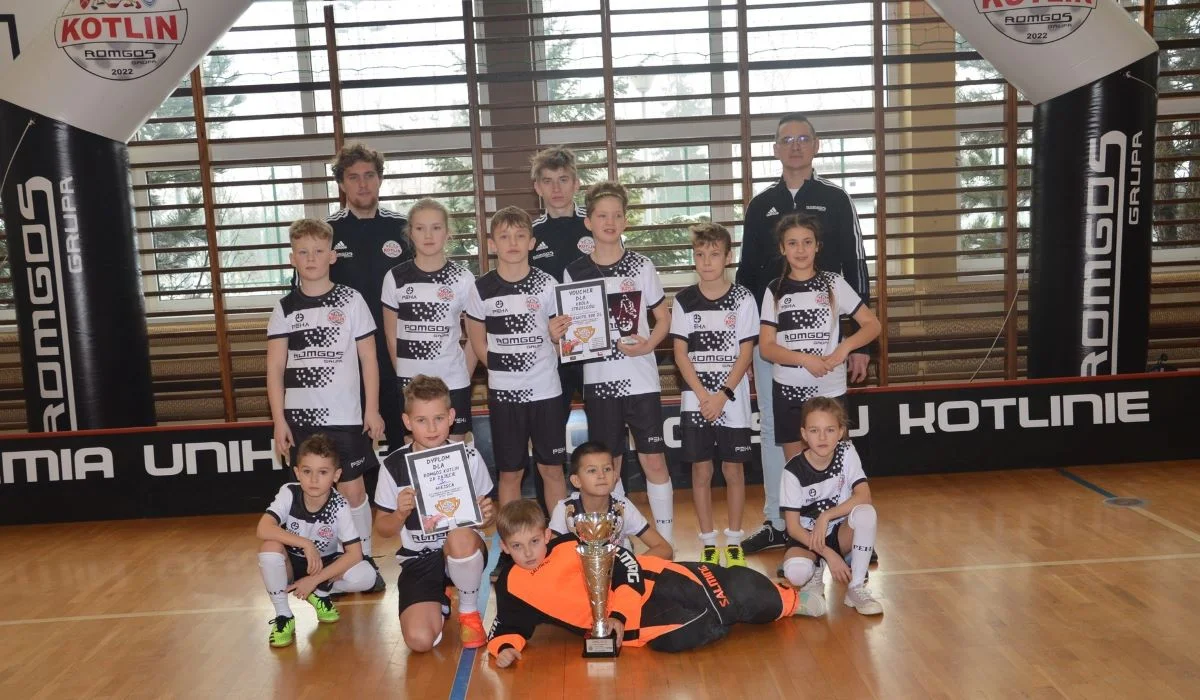 Dzieci z Kotlina zagrają w półfinale Wielkopolskiej Ligi Unihokeja - Zdjęcie główne
