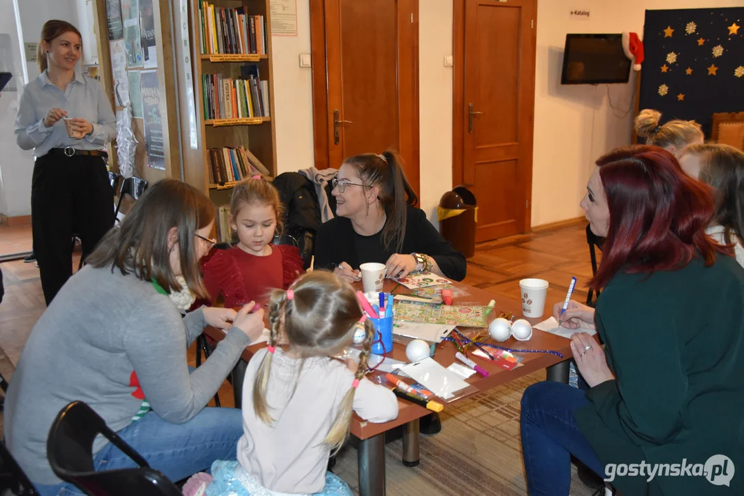 Niedziela w bibliotece w Gostyniu w świątecznym klimacie