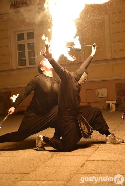 Fire Show na rynku w Krobi