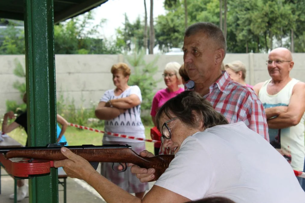 VII Turniej "Ustrzelić raka" Klubu "Amazonka"  w Jarocinie