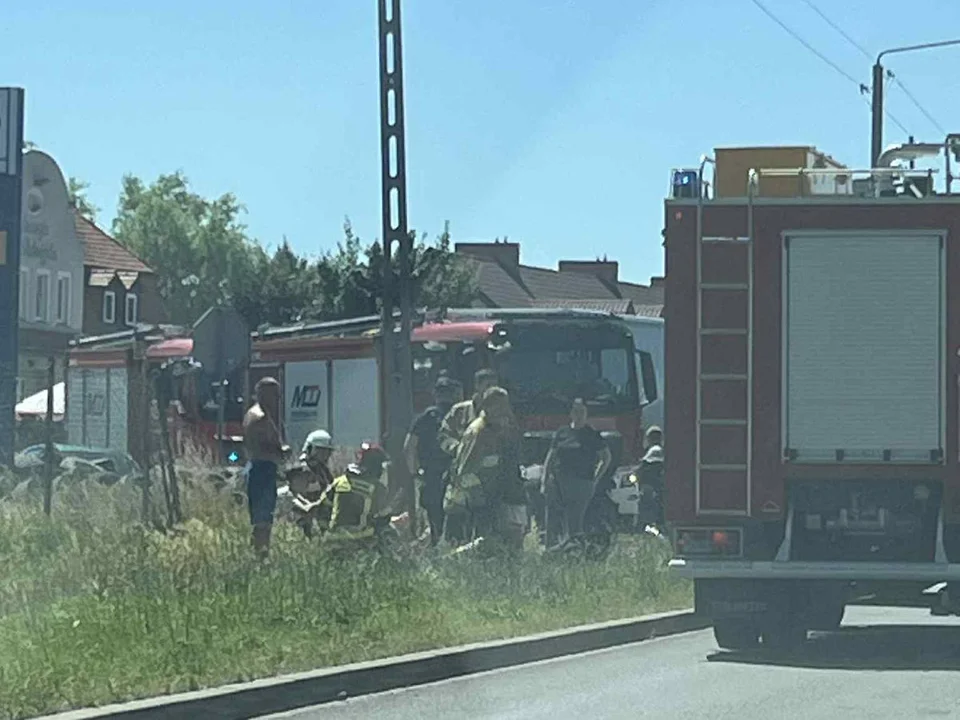 Wypadek w Witaszycach - zderzenie motocyklisty i samochodu osobowego