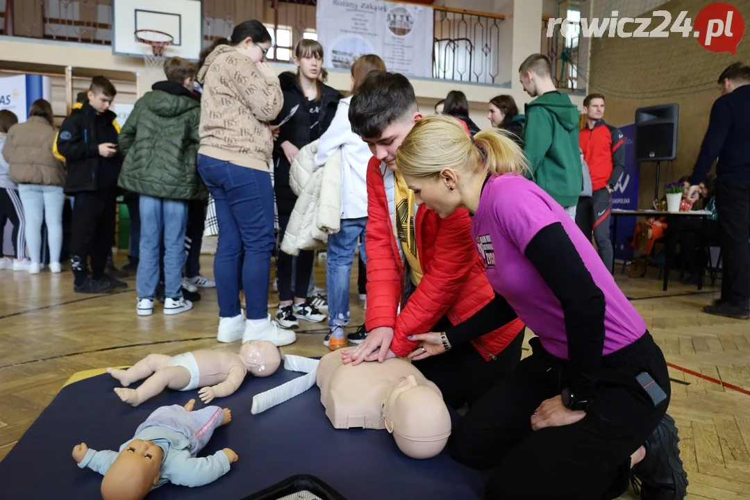 Targi edukacyjne w ZSZ Rawicz