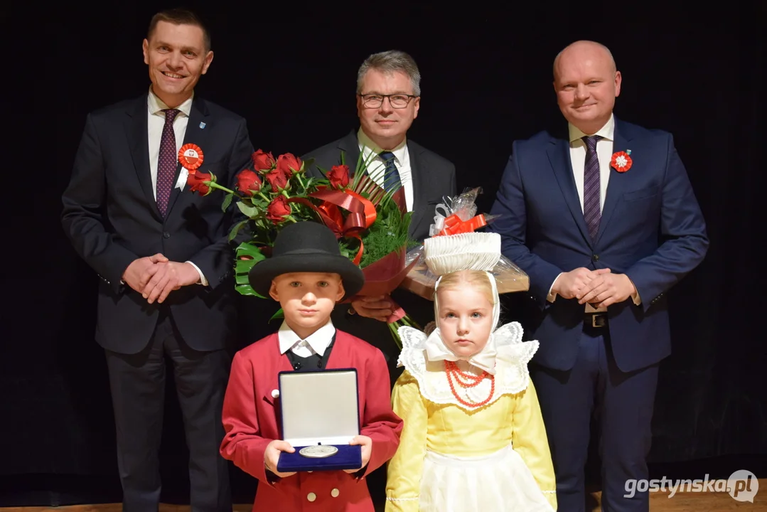 Narodowe Święto Niepodległości w Krobi 2024. Koncert oraz wręczenie odznaczeni "Zasłużony dla Gminy Krobia"