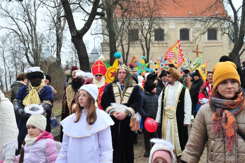 Orszak Trzech Króli w Żerkowie 2024 zdjęcia