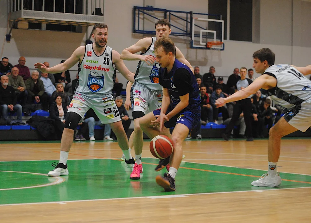 Kosz odrobił straty i zameldował się w II rundzie. Nie będzie wyjazdu do Gniezna [ZDJĘCIA]