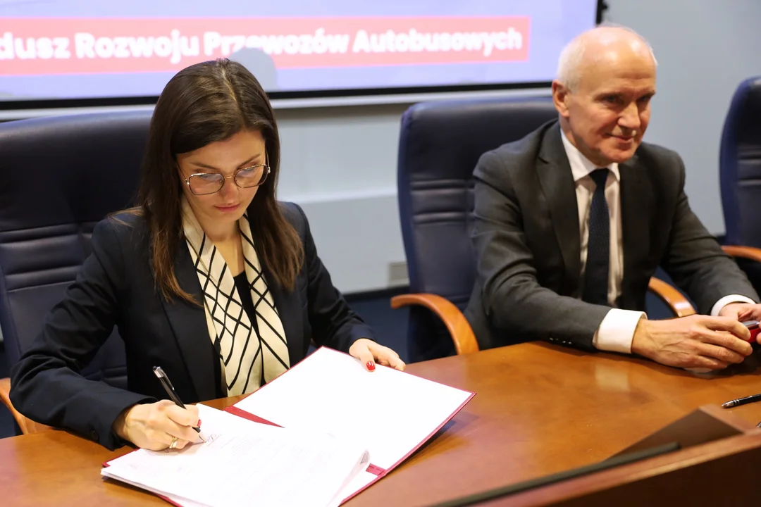 43 miliony na przewozy autobusowe w regionie! Gdzie trafią pieniądze?