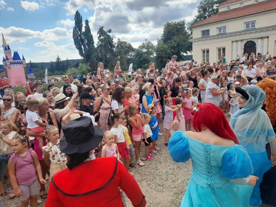 Bajkowy festyn w  Śmiełowie