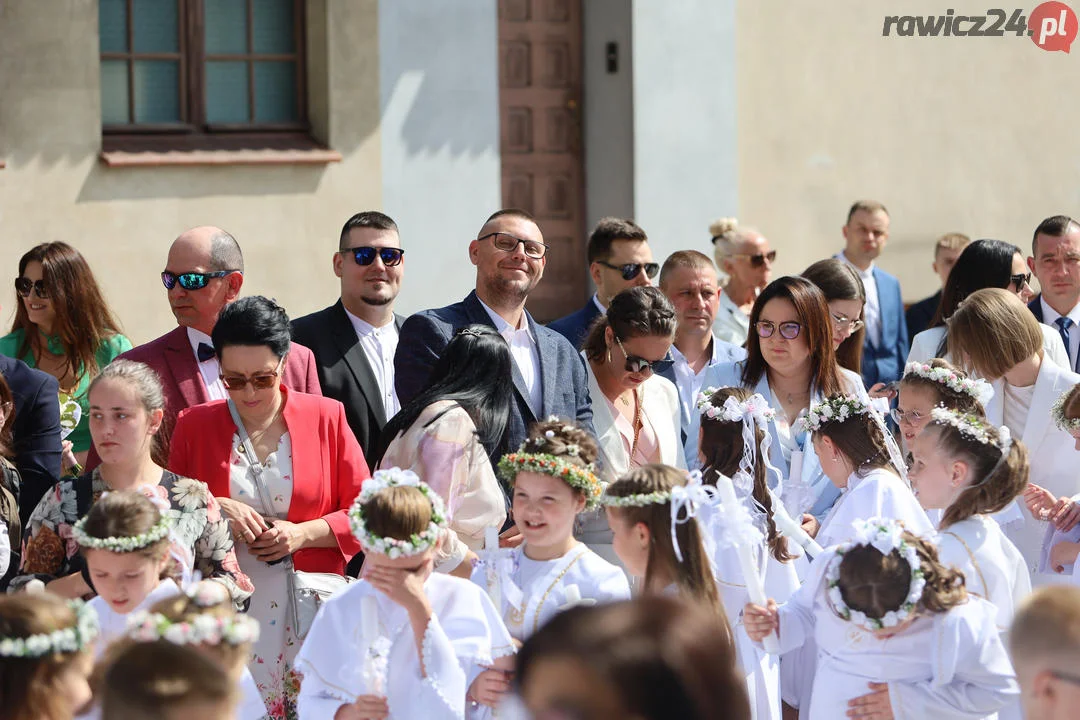 Pierwsza Komunia Święta w "białym" kościele