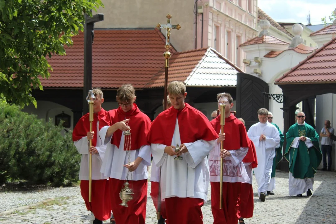 Pożegnanie kapłanów w parafii św. Marcina w Jarocinie