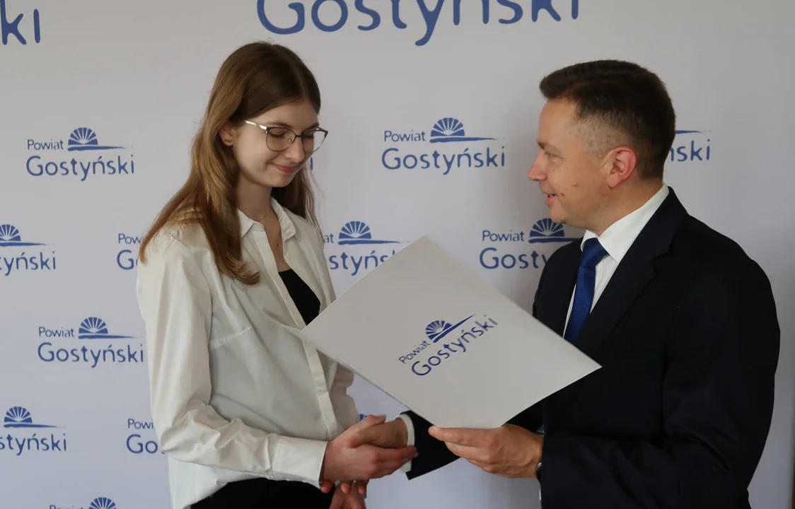 Stypendia Sportowe 2023 Zarząd Powiatu Gostyńskiego