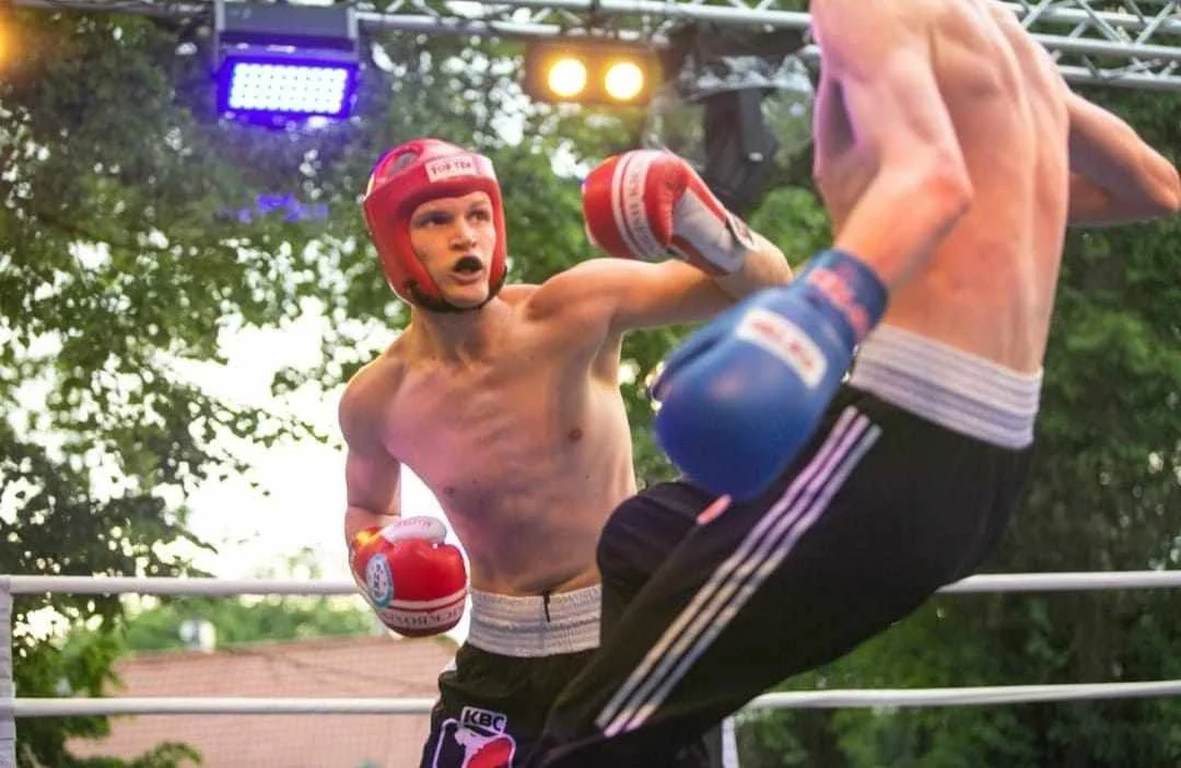 Filip Śronek z Krotoszyna zwyciężył w Kick-Boxing Competition