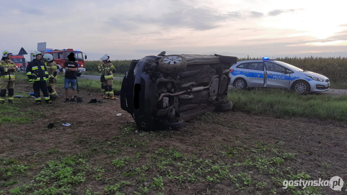 Dachowanie samochodu na trasie Pępowo - Wilkoniczki