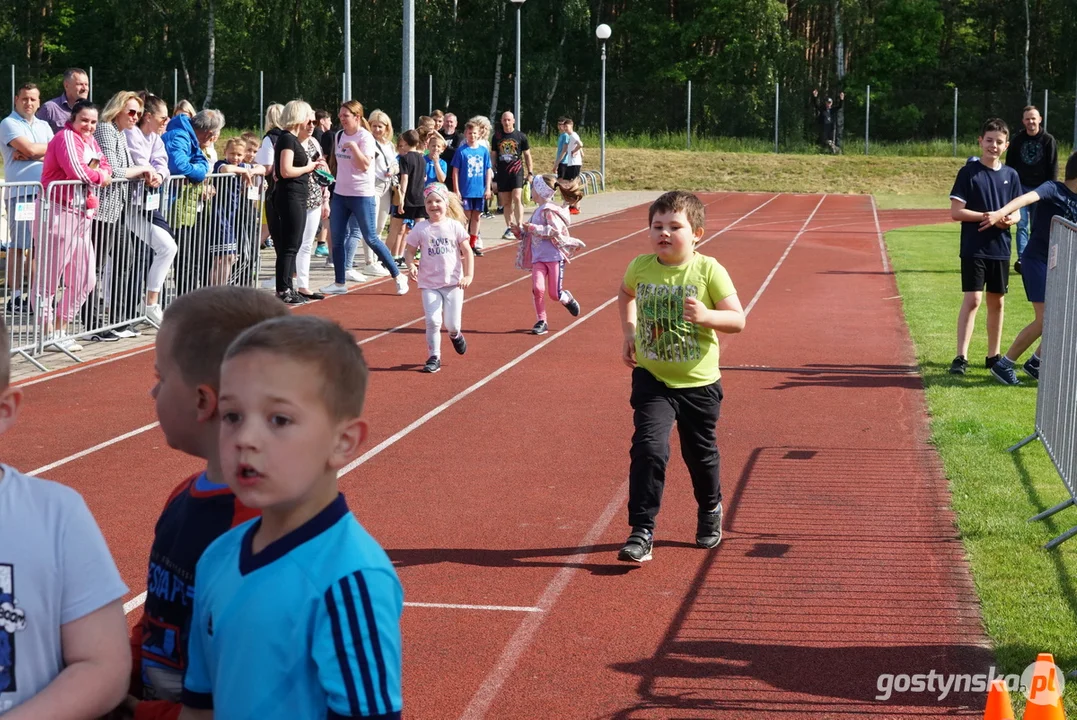 Przed 38. Biegiem im. Bojanowskiego biegały przedszkolaki i uczniowie