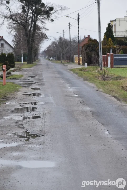 Czy jest szans na remont dróg w Strzelcach Wielkich, Taniecznicy oraz Bodzewie