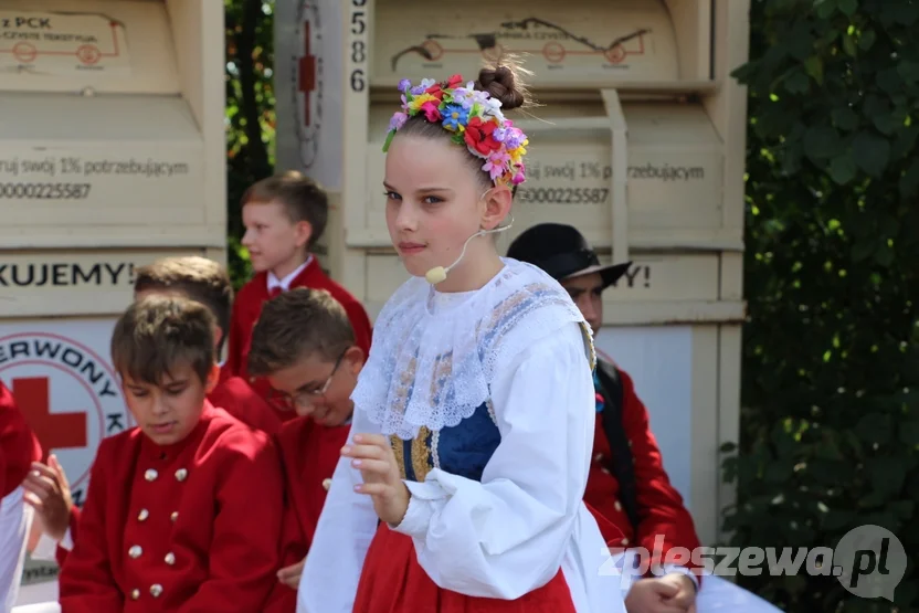 Kolorowe dożynki w Lenartowicach