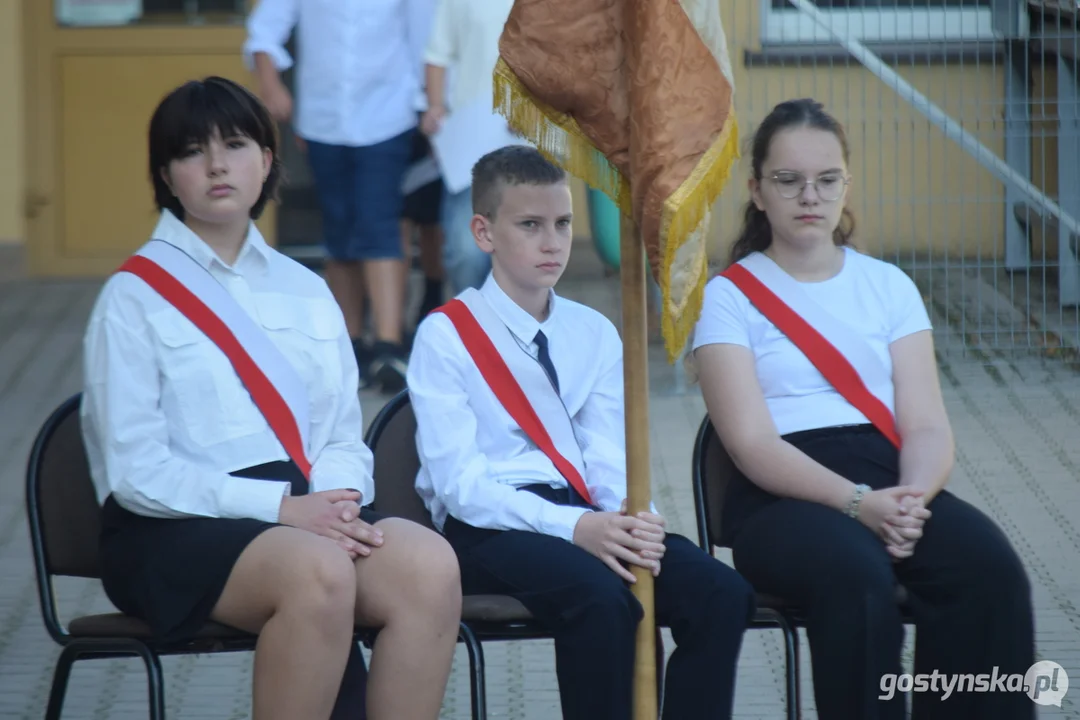 Rozpoczęcie roku szkolnego 2025/2025 w szkole podstawowej w Krobi
