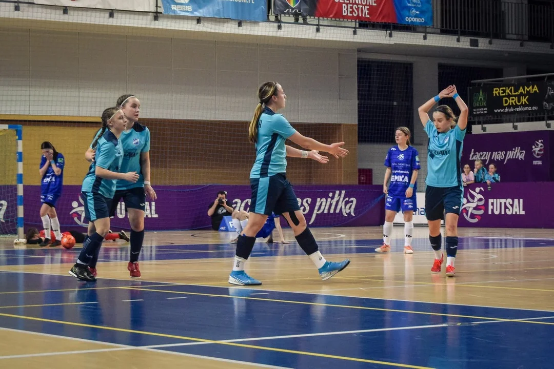 Młodzieżowe Mistrzostwa Polski w futsalu U-15 w Poznaniu. Zwycięstwo Sparty Miejska Górka