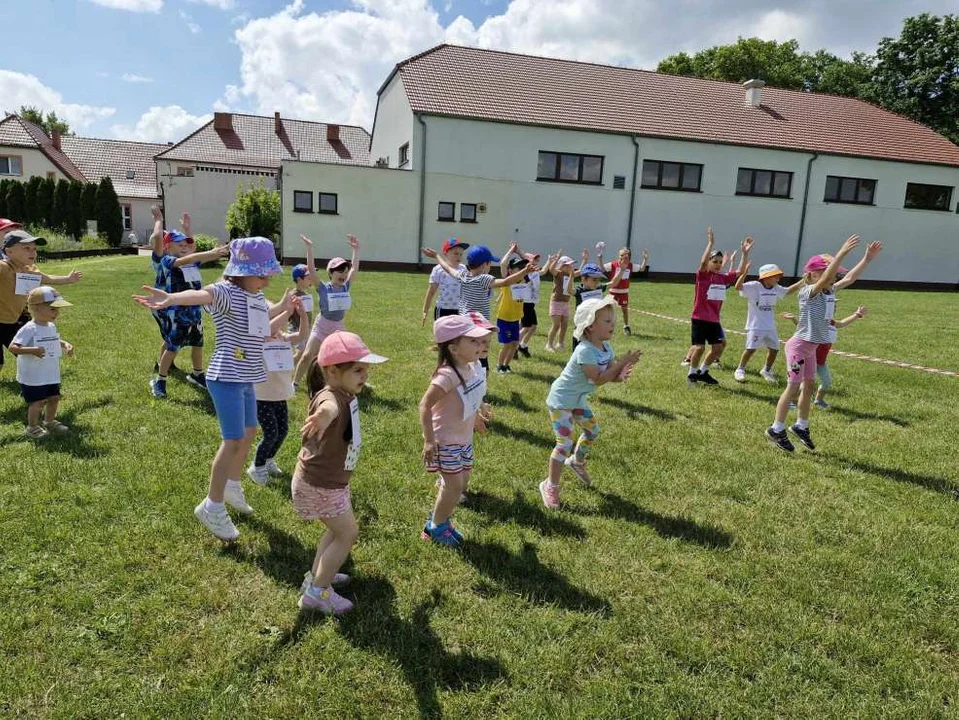 Przedszkolaki z Mieszkowa w akcji „Sprintem do maratonu”