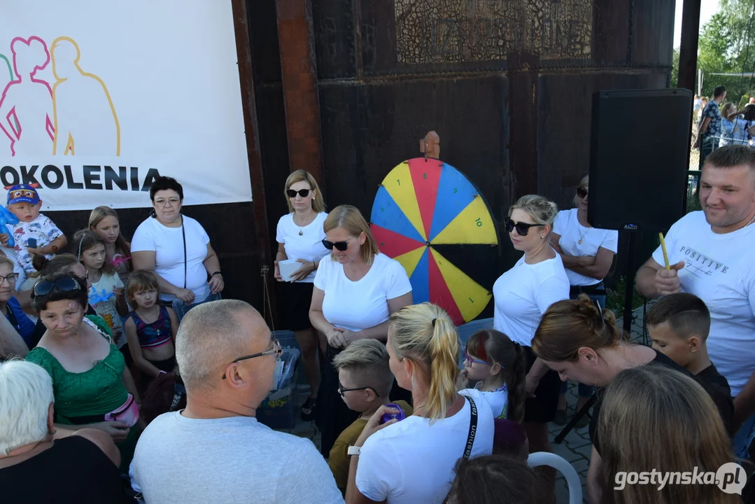 Piknik "Stara gazownia łączy pokolenia" w Krobi FOTO