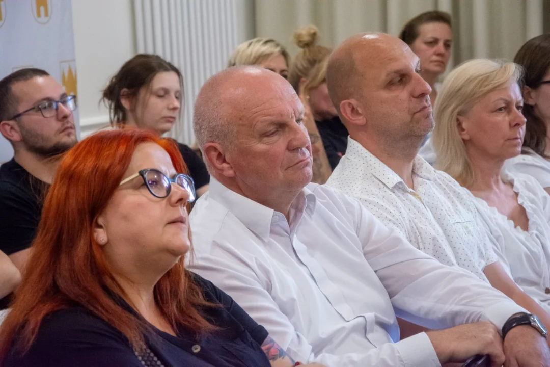 Dyskusja o sytuacji w Schronisku dla Bezdomnych Zwierząt w Radlinie