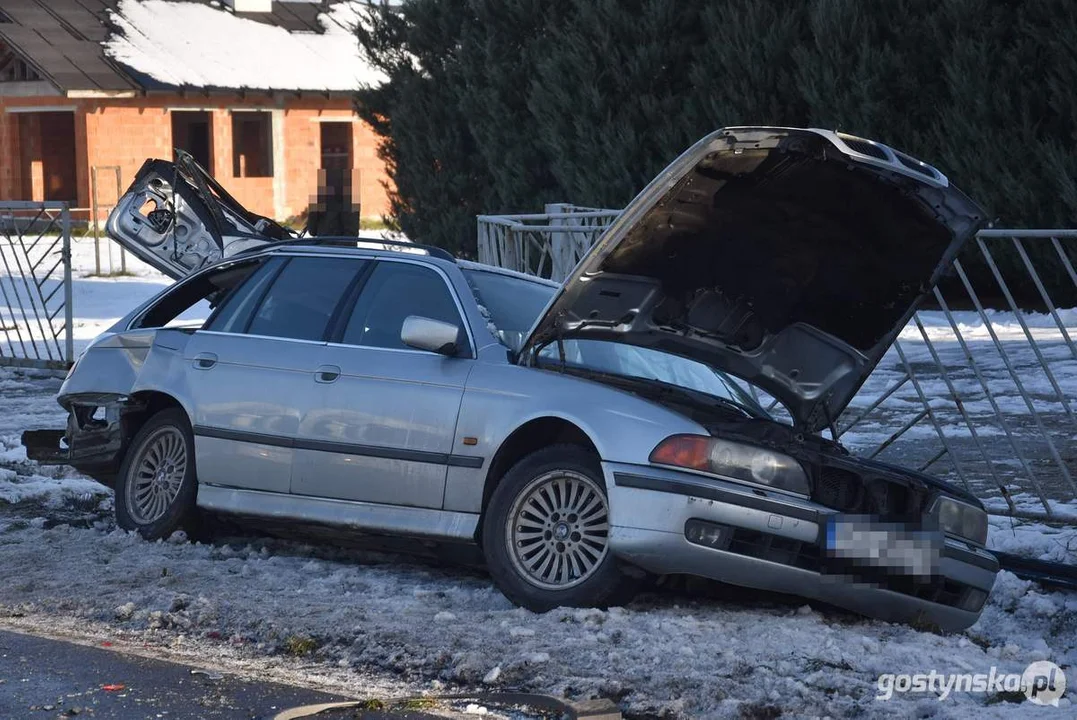 Zderzenie audi z BMW na DW434 na trasie Gostyń - Krobia