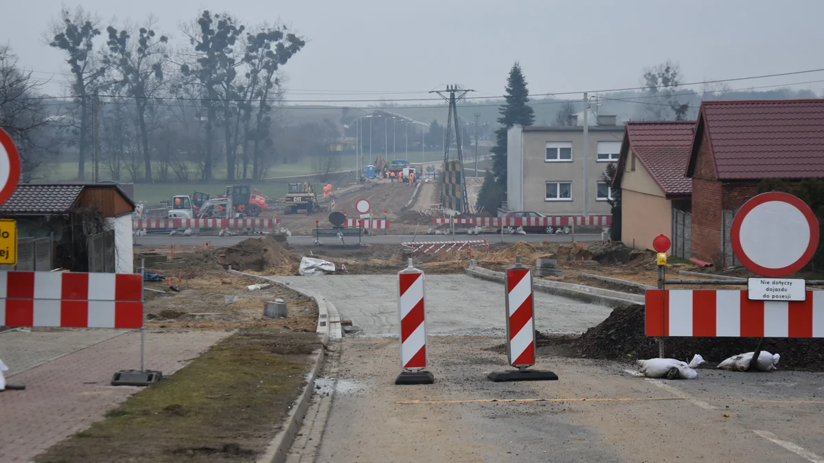 Rondo na ul. Poznańskiej w Gostyniu w budowie