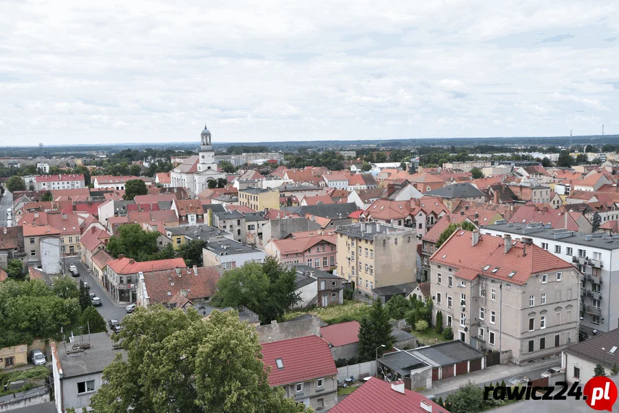 Miasto z fary