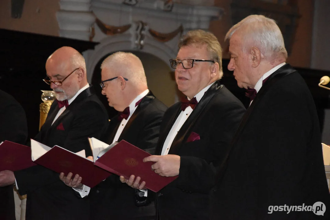 Chór Słowiki 60 - koncert kolęd w kościele na Zdzieżu w Borku Wlkp.