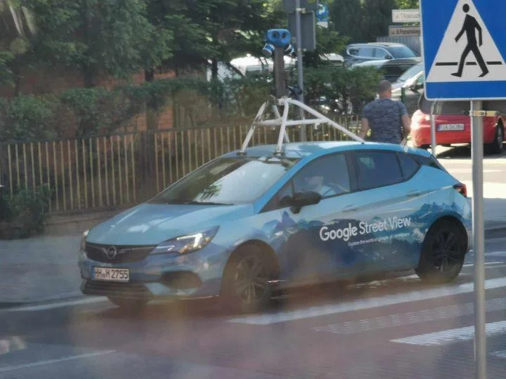 Samochód Google Street View na ulicach Jarocina i okolic