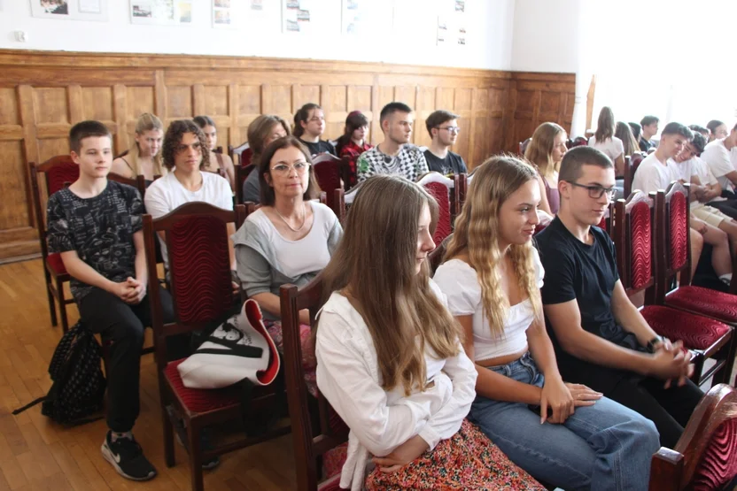 Spektakl "Nienawiść mężczyzn" w I LO w Pleszewie