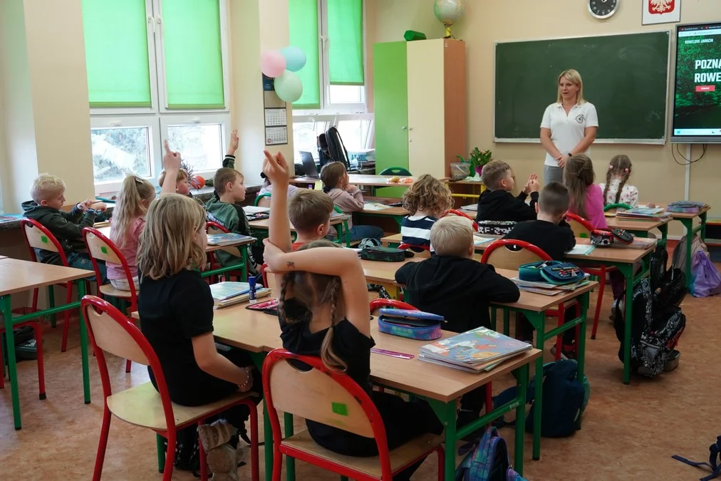 Dzieci poznawały zasady bezpiecznej jazdy na rowerze