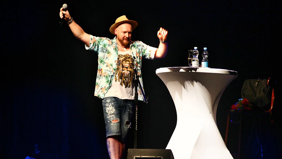 Stand-up „Rocko Coco” Pawła Klinszporta. Prawie dwie godziny beztroskiego śmiechu - Zdjęcie główne