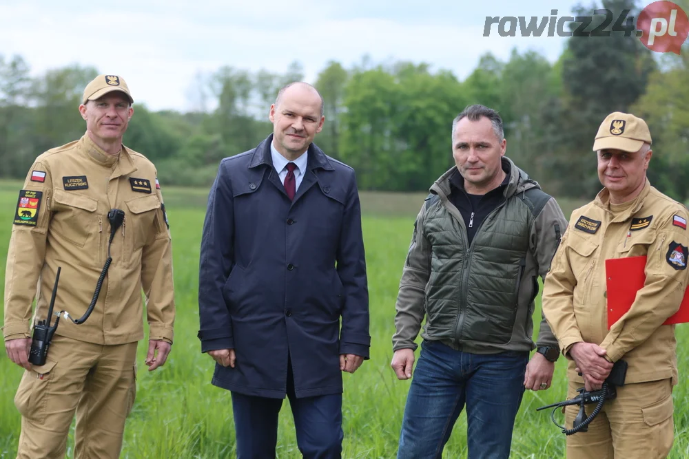 Pożar w lesie pomiędzy Zieloną Wsią a Dębnem Polskim