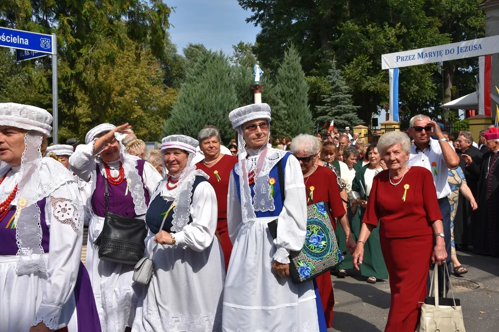 Dożynki powiatowe w Lutogniewie 2019