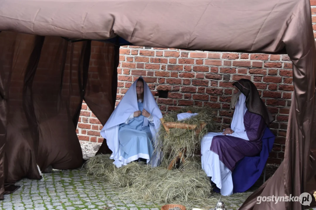 "W jasełkach leży" - Orszak Trzech Króli na ulicach Gostynia