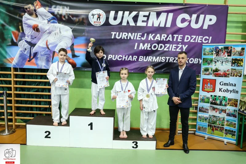 Kobylin. Turniej Karate o Puchar Burmistrza