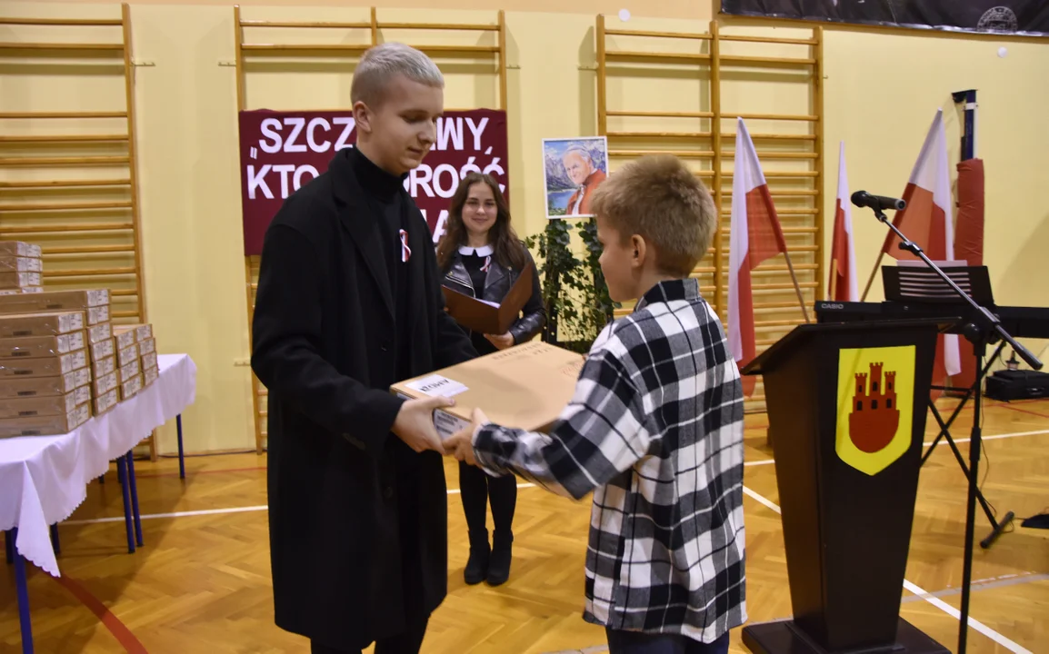 Poseł Ławniczak wyrecytował „Pana Tadeusza” podczas uroczystości w Jutrosinie - Zdjęcie główne