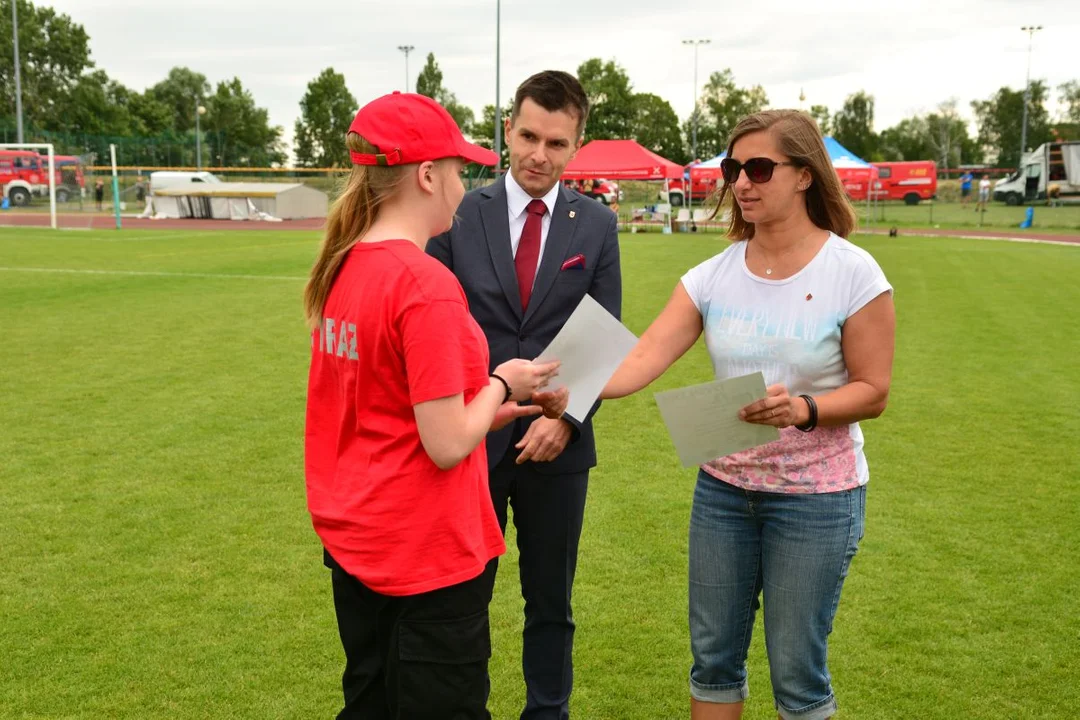 Drużyny z OSP Cielcza bezkonkurencyjne podczas gminnych zawodów w Jarocinie