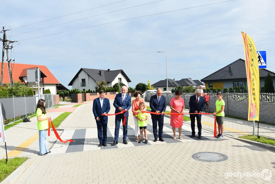 Oddanie do użytku ulic Wiejskiej, Rolniczej i Ogrodowej w Pępowie oraz kanalizacji sanitarnej i drogi w Babkowicach