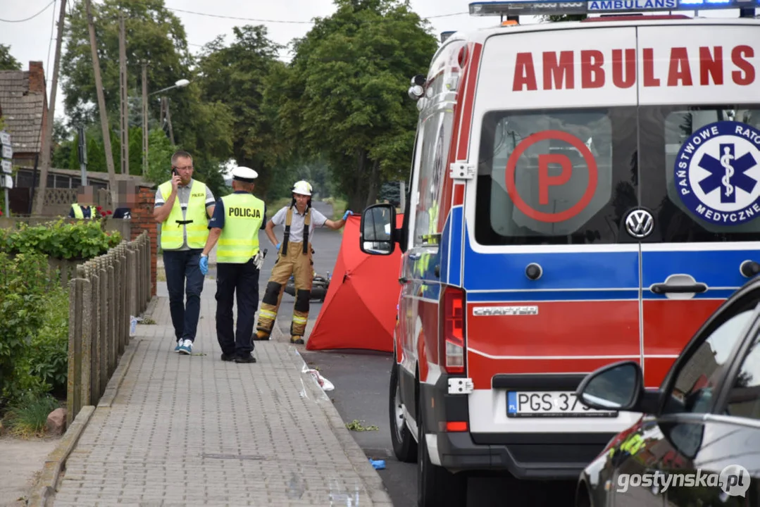 Śmiertelny wypadek w Bruczkowie (gm. Borek Wlkp.). Zginął nastoletni motocyklista