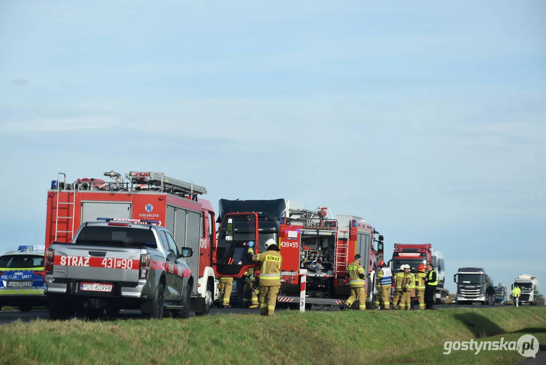 Kraksa na DK12 (obwodnica Borku Wlkp.). Zderzenie 4 samochodów