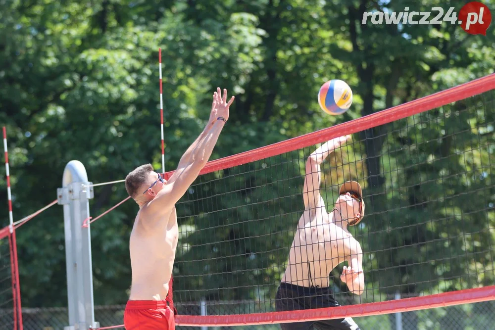 Turniej Siatkówki Plażowej o Puchar Burmistrza Jutrosina