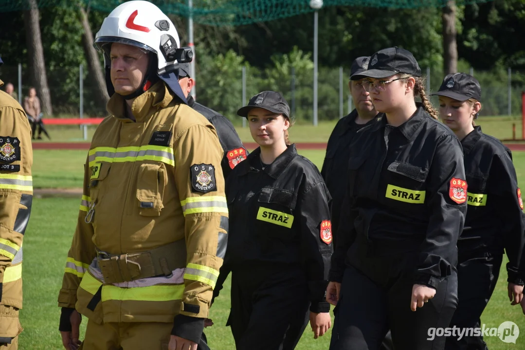 Gminne zawody sportowo-pożarnicze w Piaskach 2024