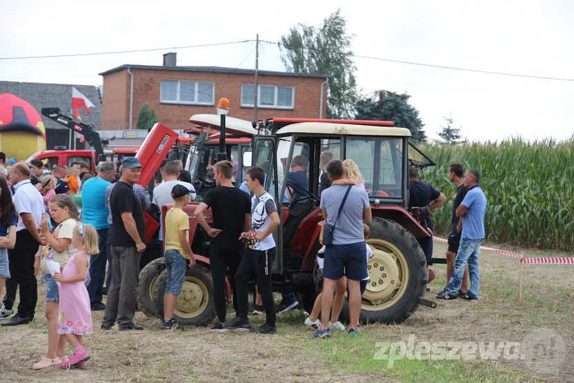 Zlot starych ciągników  wKucharach