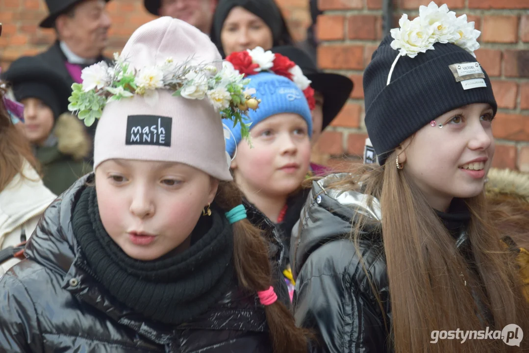 Obrzędy palenia i topienia "śmiercichy" oraz "nowego lotka" na Biskupiźnie