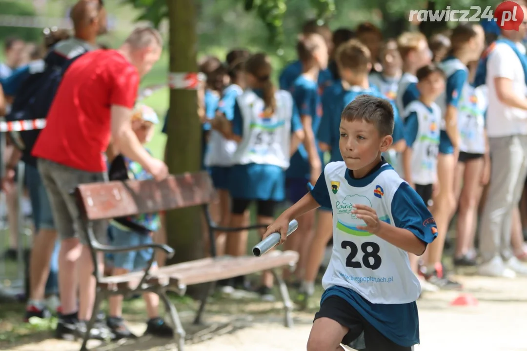 Sztafety szkolne w ramach 24h Rawickiego Festiwalu Sportu